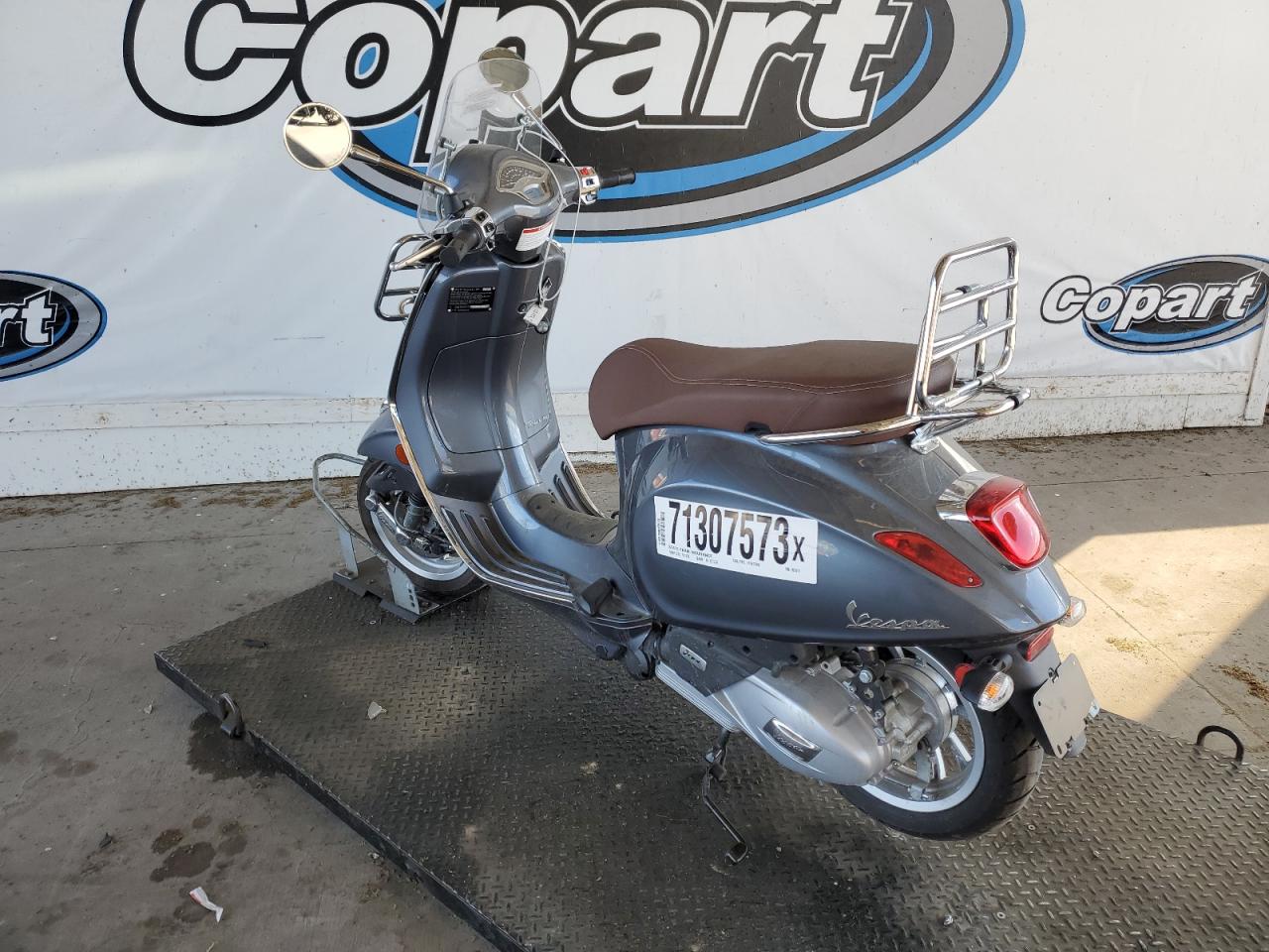 Image 3 of 2022 VESPA PRIMAVERA/SPRINT 150 2022 with VIN ZAPM818G9N5907811