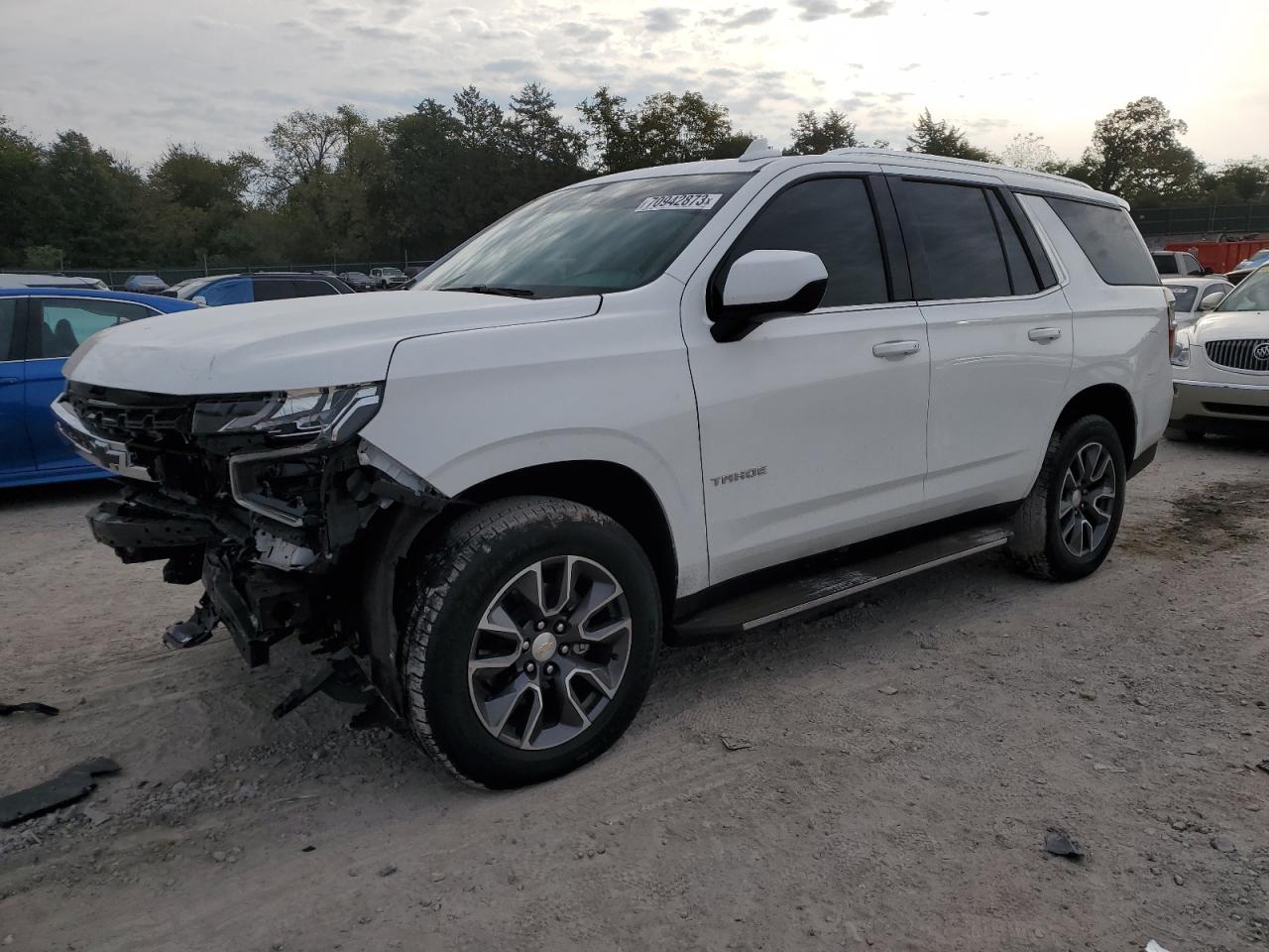 Изображение 1 Chevrolet Tahoe C1500 Ls 2021 с VIN 1GNSCMKD2MR396593