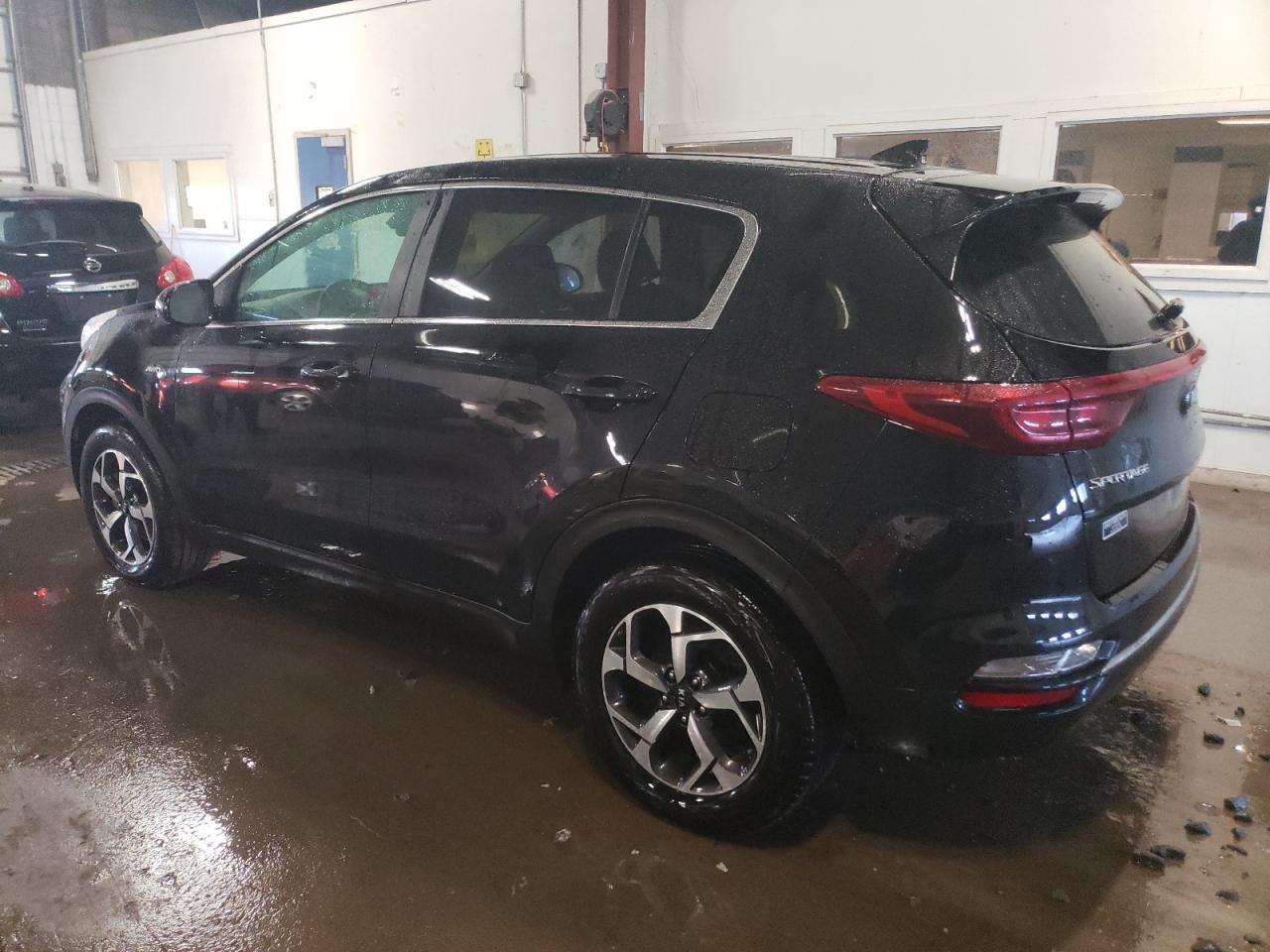 Image 2 of 2020 KIA SPORTAGE LX 2020 with VIN KNDPMCACXL7712749