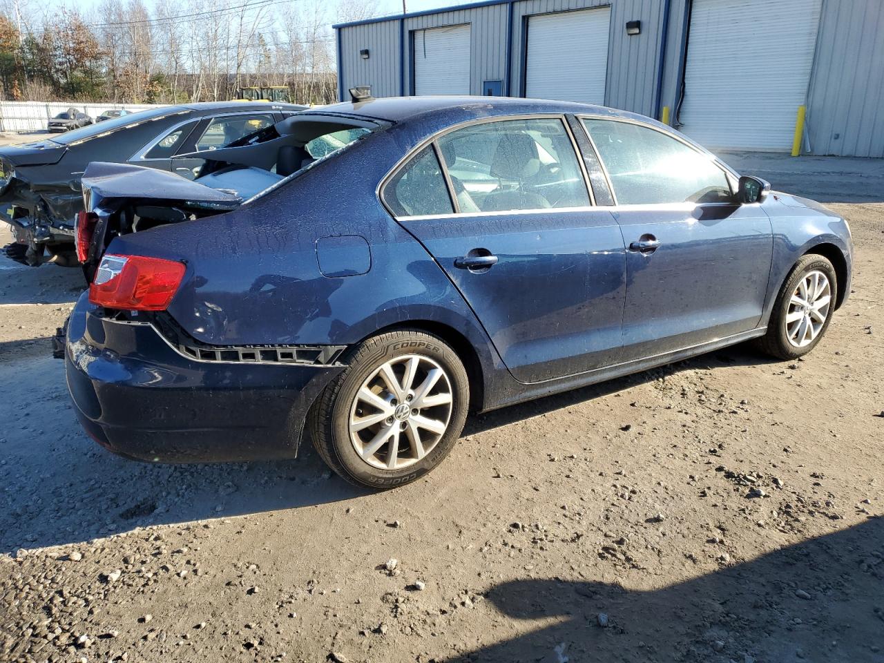 Image 3 of 2014 VOLKSWAGEN JETTA SE 2014 with VIN 3VWD17AJ3EM391063