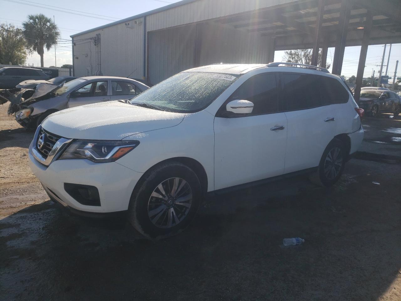 2018 NISSAN PATHFINDER S 2018 image