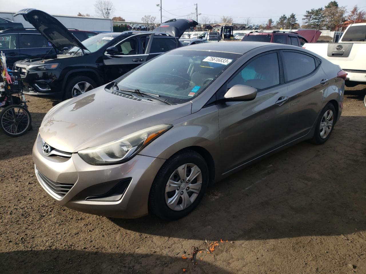 Obraz 1 z Hyundai Elantra Se 2016 z VIN 5NPDH4AE6GH704468
