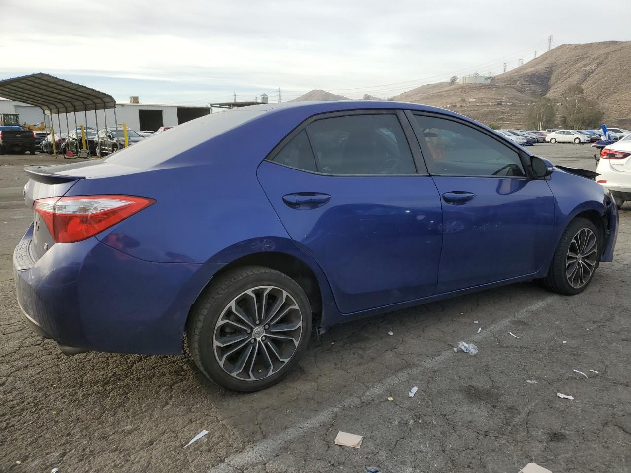 Image 3 of 2014 TOYOTA COROLLA L 2014 with VIN 5YFBURHE5EP061410