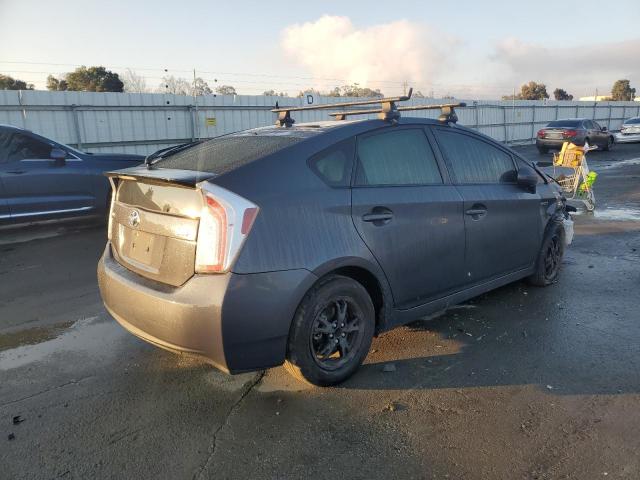 Image 3 of 2013 TOYOTA PRIUS  2013 with VIN JTDKN3DU2D1639697