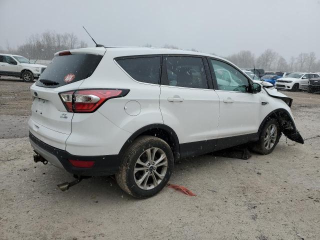 Image 3 of 2017 FORD ESCAPE SE 2017 with VIN 1FMCU9G96HUD63557