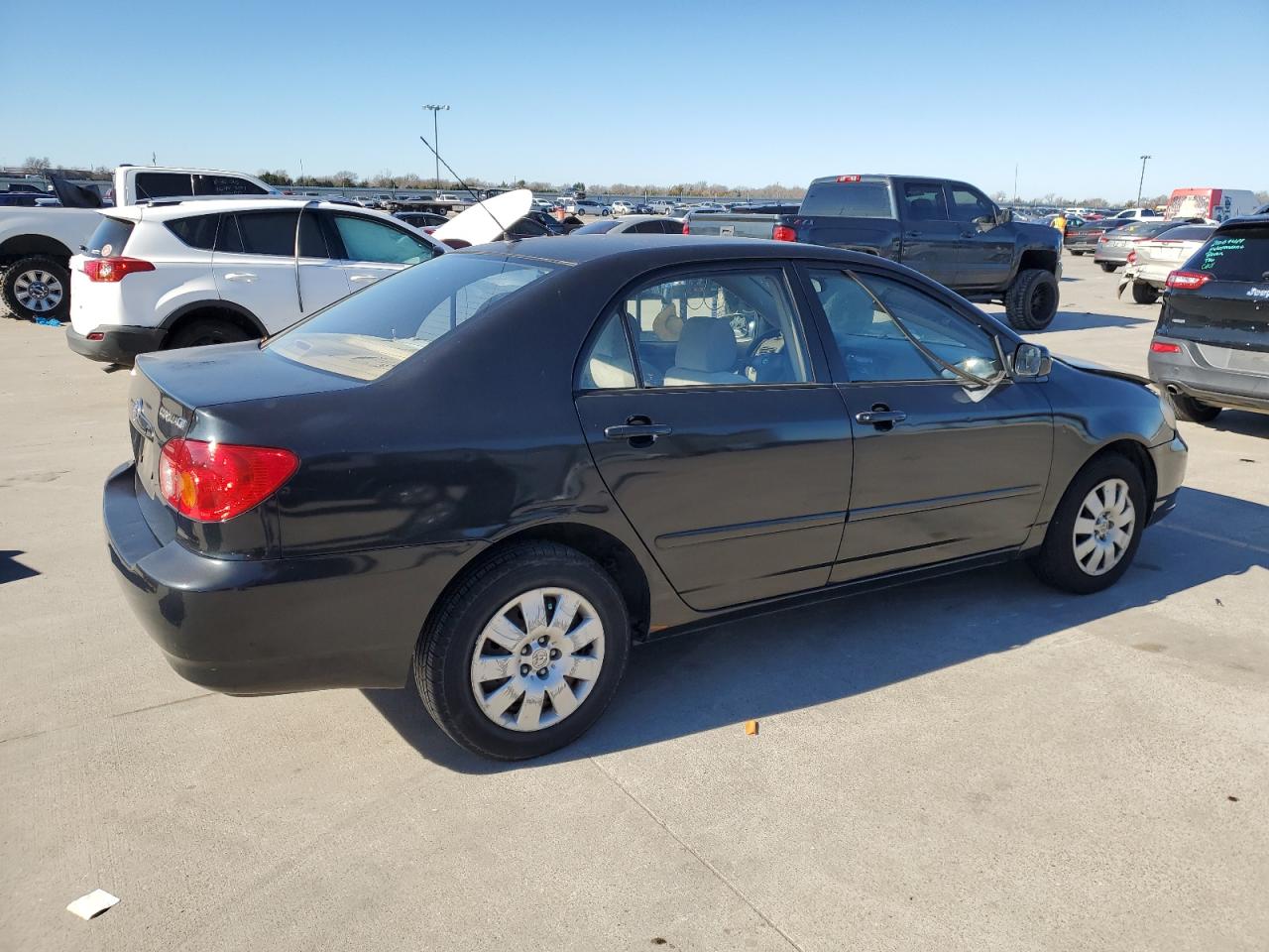 Image 3 of 2004 TOYOTA COROLLA CE 2004 with VIN 1NXBR32E74Z303859