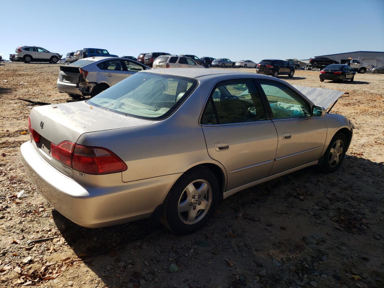 Image 3 of 1998 HONDA ACCORD EX 1998 with VIN 1HGCG165XWA064259