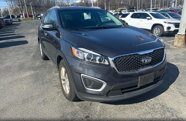 Image 1 of 2016 KIA SORENTO LX 2016 with VIN 5XYPGDA56GG174767