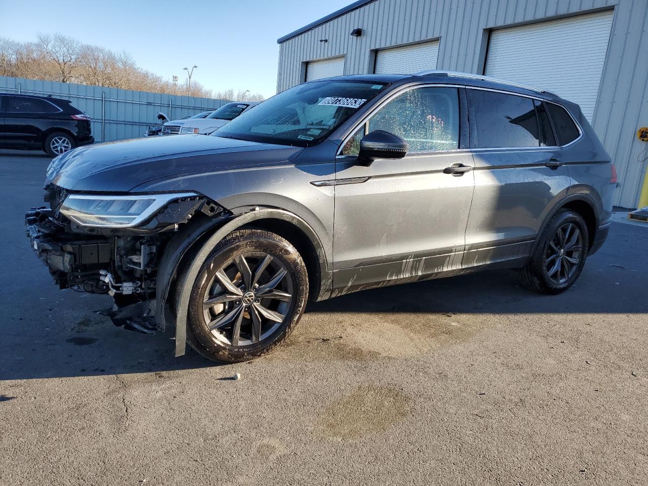 2023 VOLKSWAGEN TIGUAN SE 2023 image