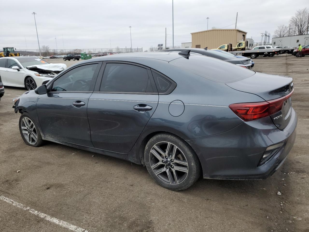 Obraz 2 z 2019 KIA FORTE GT LINE 2019 z VIN 3KPF34ADXKE072716