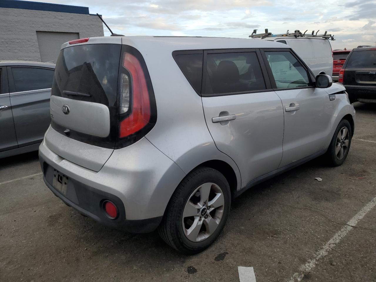 Image 3 of 2019 KIA SOUL  2019 with VIN KNDJN2A23K7699085