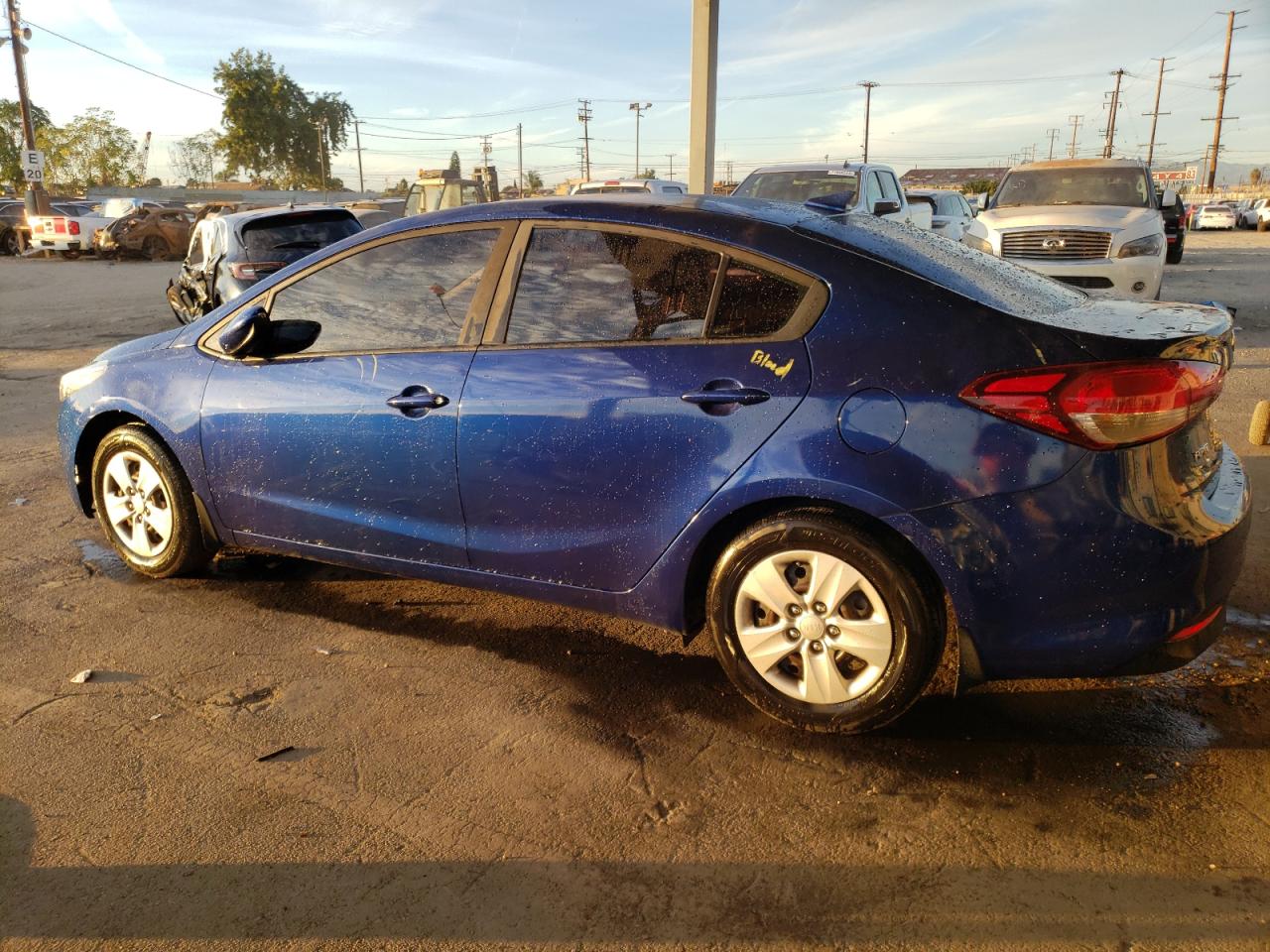 Image 2 of 2018 KIA FORTE LX 2018 with VIN 3KPFL4A79JE197862