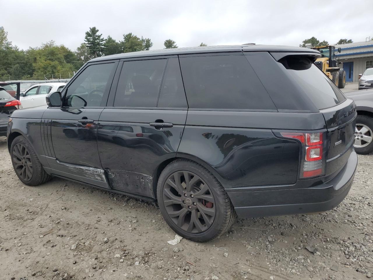 Obraz 2 z 2015 LAND ROVER RANGE ROVER SUPERCHARGED 2015 z VIN SALGS2TF0FA210761