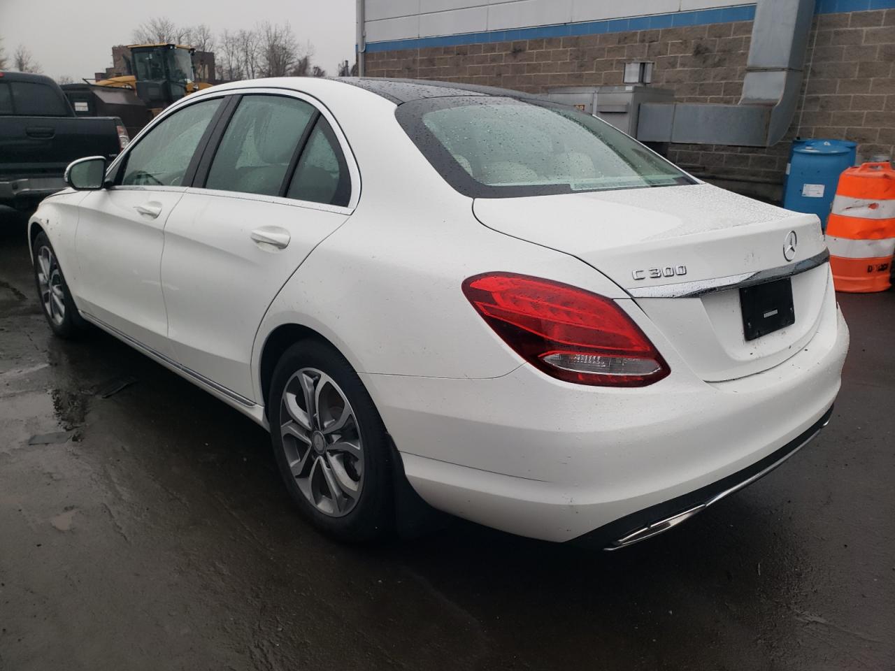 Изображение 2 2016 MERCEDES-BENZ C 300 4MATIC 2016 с VIN 55SWF4KBXGU136452