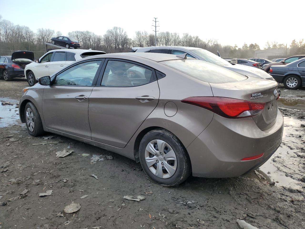 Image 2 of 2016 HYUNDAI ELANTRA SE 2016 with VIN 5NPDH4AEXGH685343