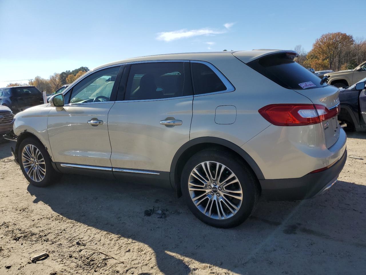 Image 2 of 2016 LINCOLN MKX RESERVE 2016 with VIN 2LMTJ8LR1GBL56517
