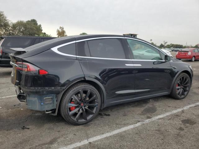 Obraz 3 z 2017 TESLA MODEL X  2017 z VIN 5YJXCAE22HF077584