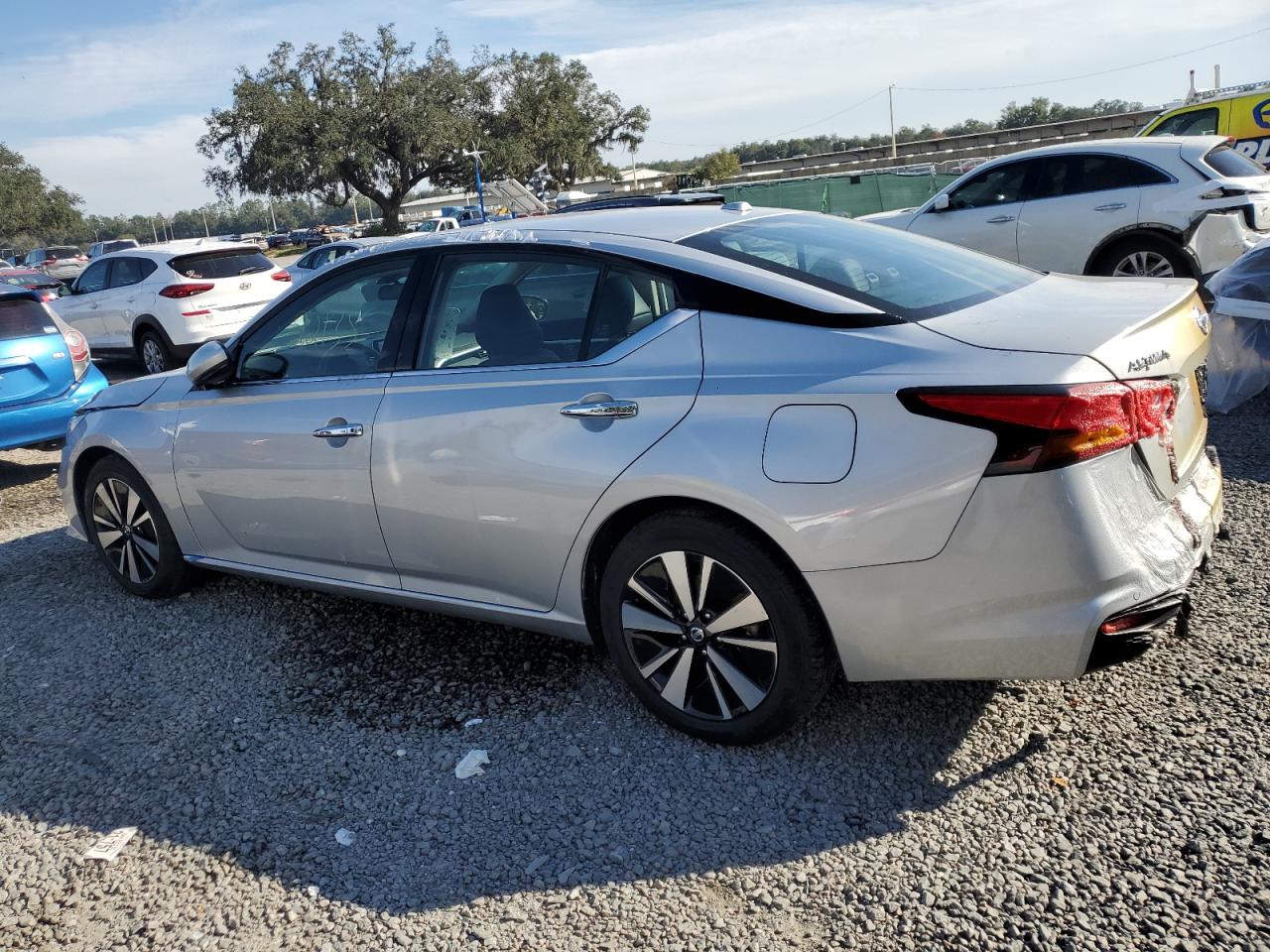 Image 2 of 2022 NISSAN ALTIMA SL 2022 with VIN 1N4BL4EV8NN401288