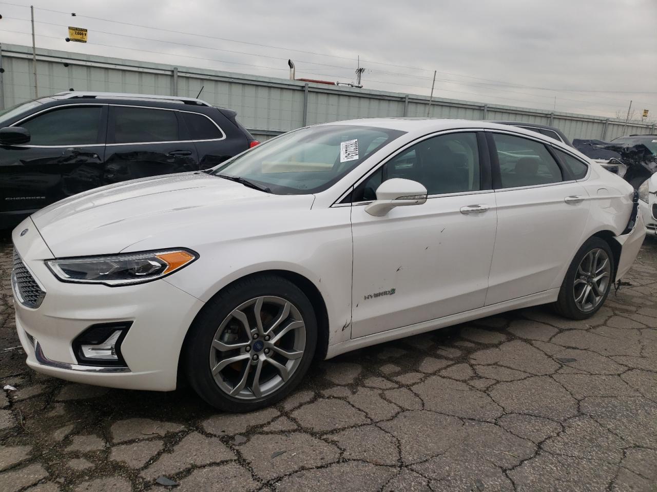 Obraz 1 z 2019 FORD FUSION TITANIUM 2019 z VIN 3FA6P0RU3KR100534