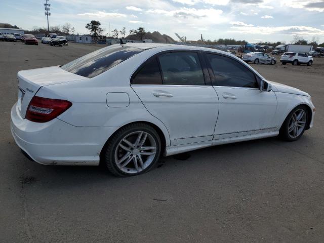 Изображение 3 2013 MERCEDES-BENZ C 300 4MATIC 2013 с VIN WDDGF8AB4DR281805