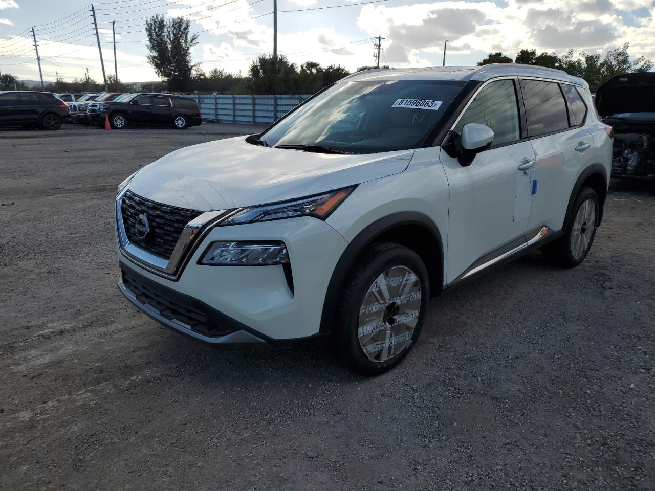 Изображение 2023 NISSAN ROGUE SL 2023