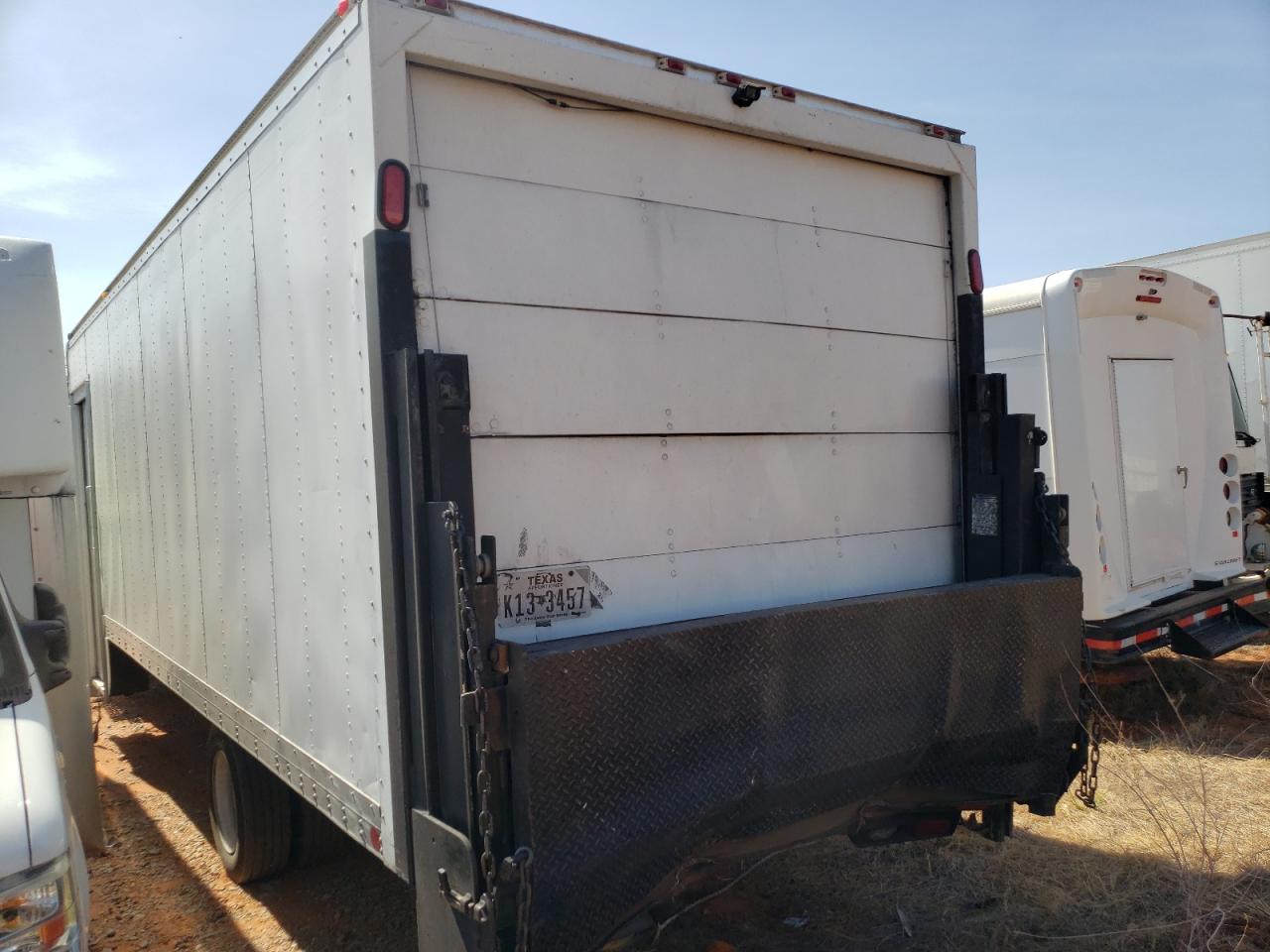 Obraz 3 z 2002 INTERNATIONAL 4000 4700 2002 z VIN 1HTSLABM92H546079