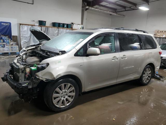 Изображение 2017 TOYOTA SIENNA XLE 2017