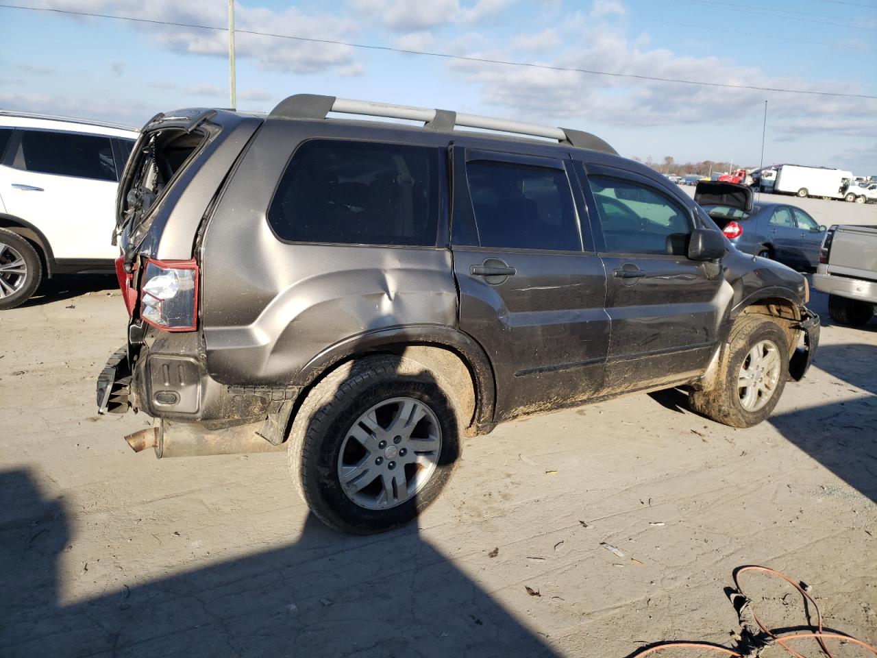 Obraz 3 z 2004 MITSUBISHI ENDEAVOR LS 2004 z VIN 4A4MN21S04E030048
