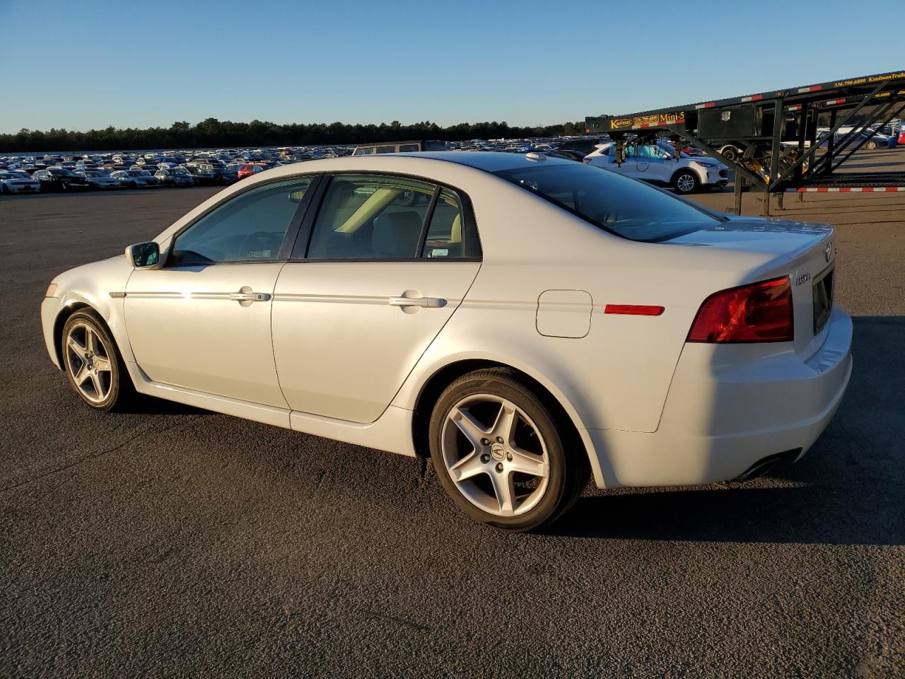Obraz 2 z 2006 ACURA 3.2TL  2006 z VIN 19UUA66206A057359
