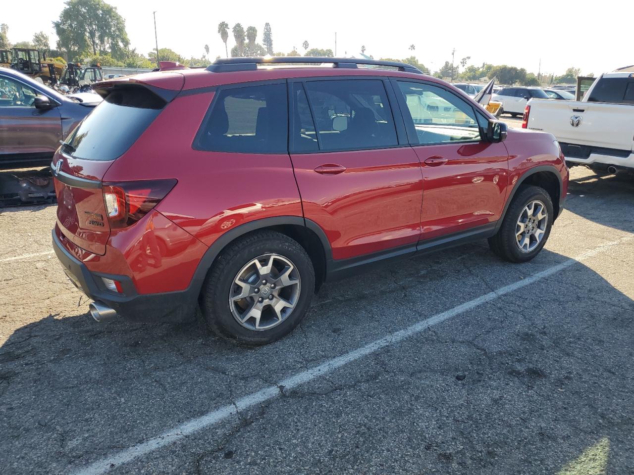 Image 3 of 2023 HONDA PASSPORT TRAIL SPORT 2023 with VIN 5FNYF8H62PB011358