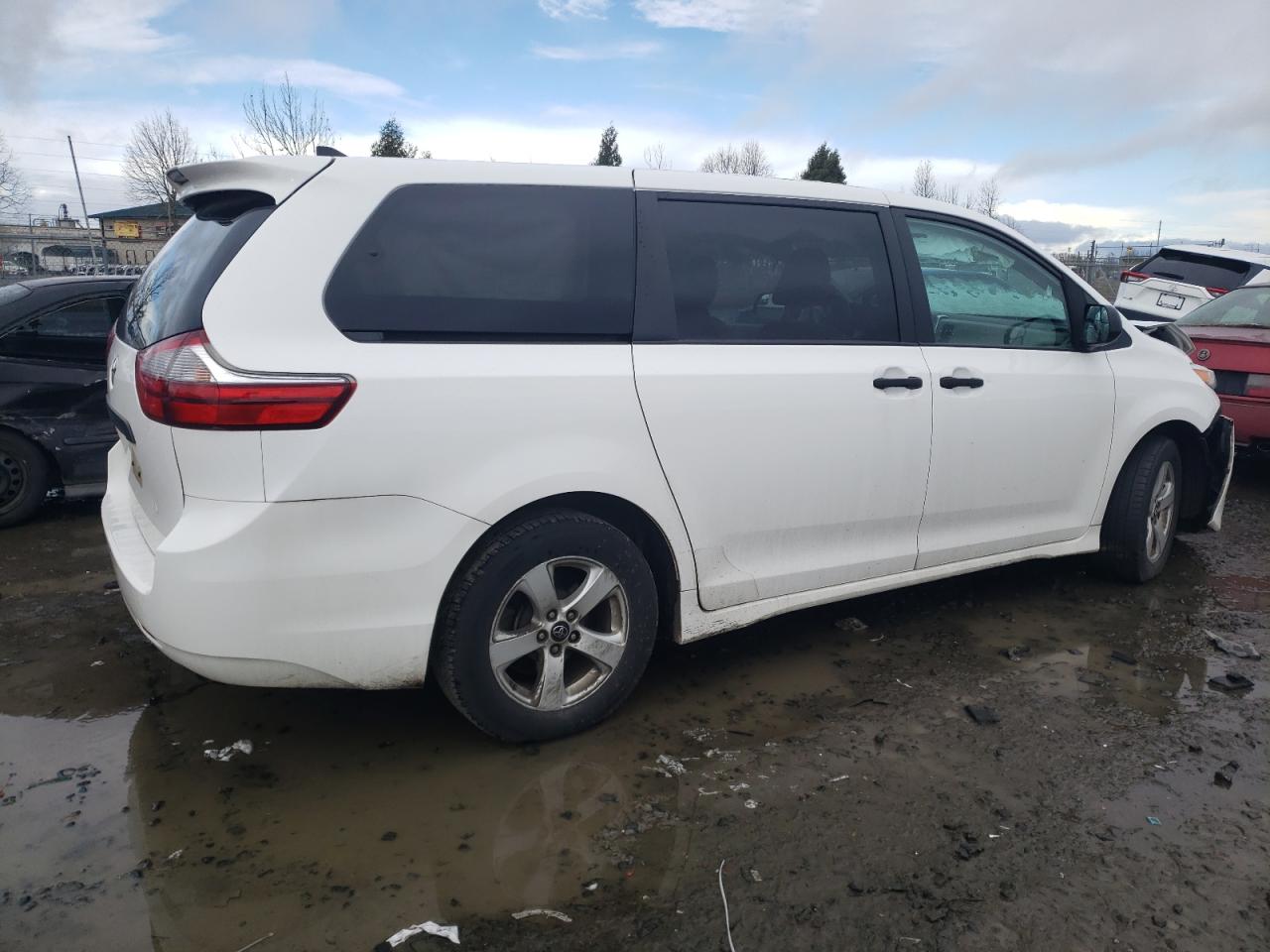 Изображение 3 2020 TOYOTA SIENNA L 2020 с VIN 5TDZZ3DC9LS034460