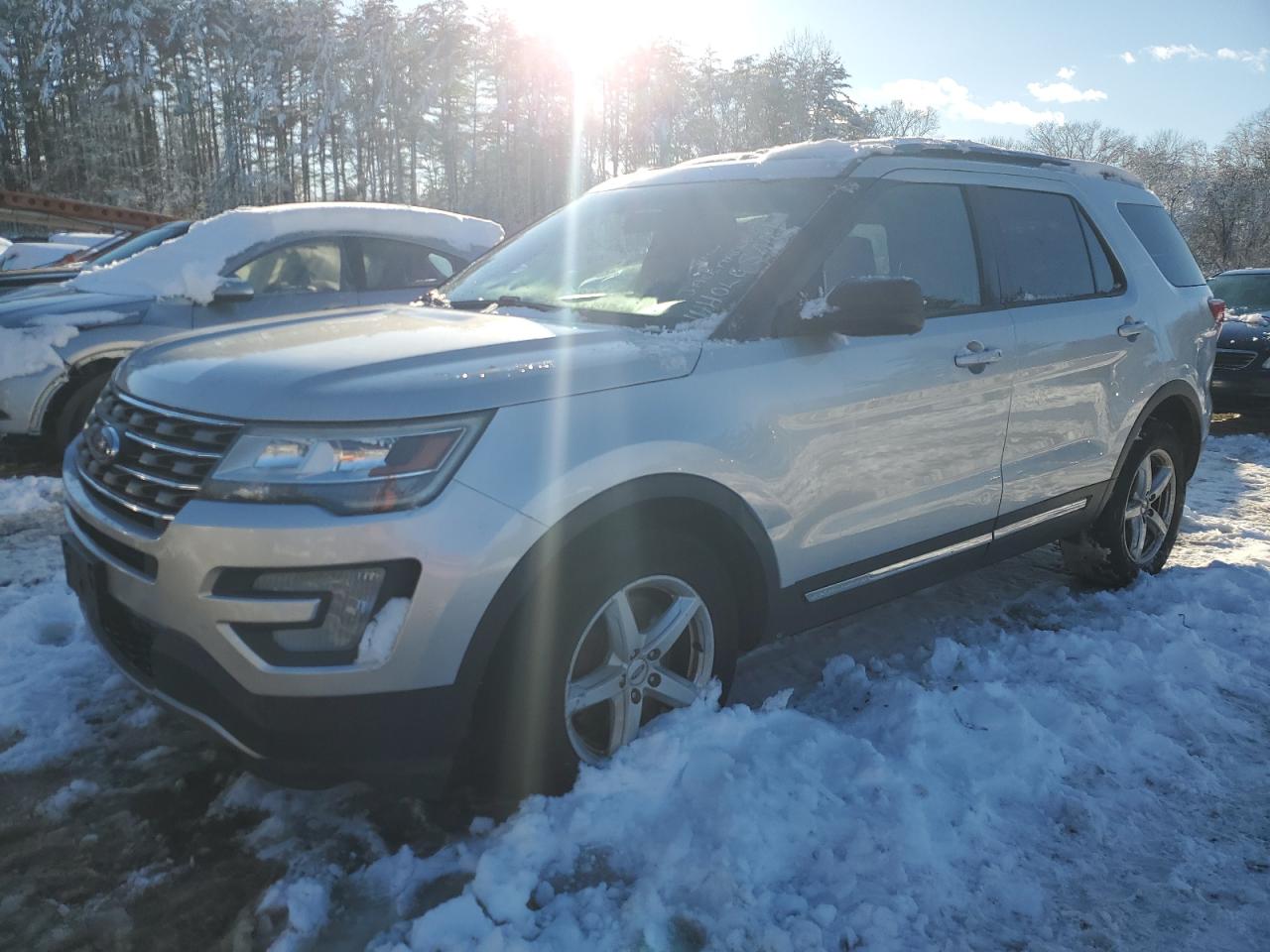 2016 FORD EXPLORER XLT 2016 image