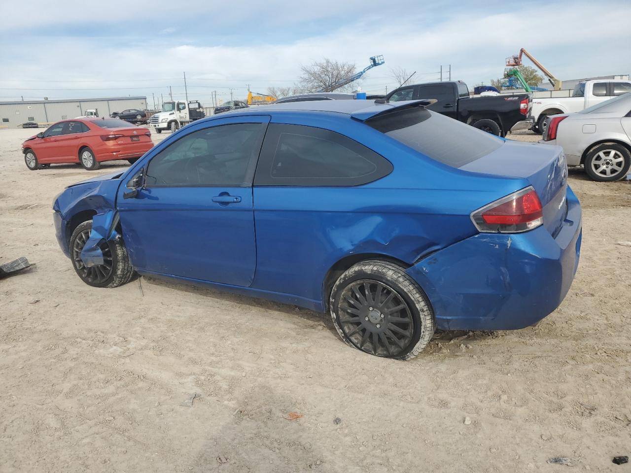 Obraz 2 z 2010 FORD FOCUS SES 2010 z VIN 1FAHP3DN6AW103661