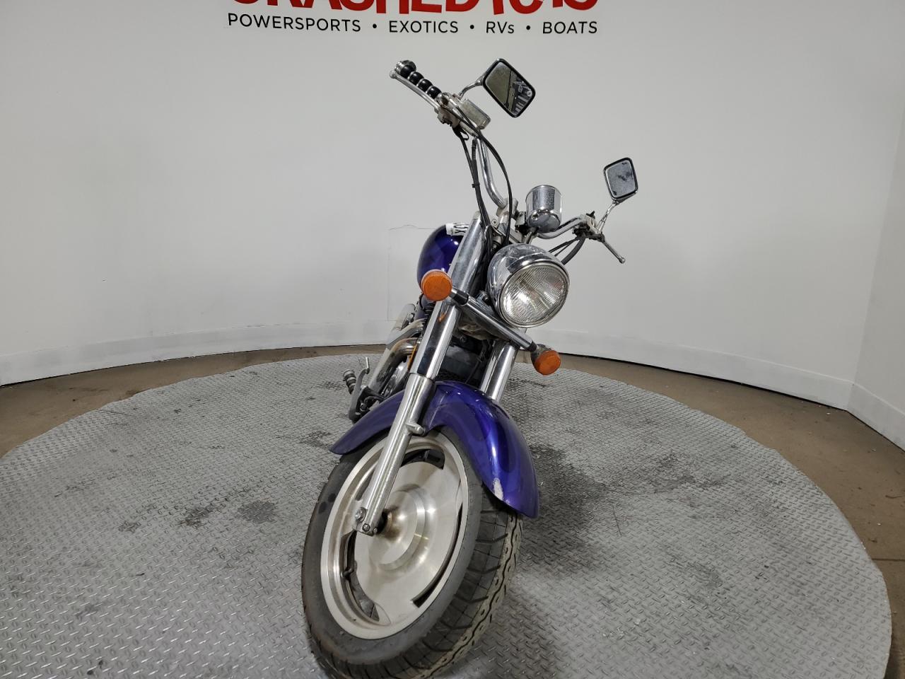 Изображение 2 2004 HONDA VT1100 C2 2004 с VIN 1HFSC430X4A406179