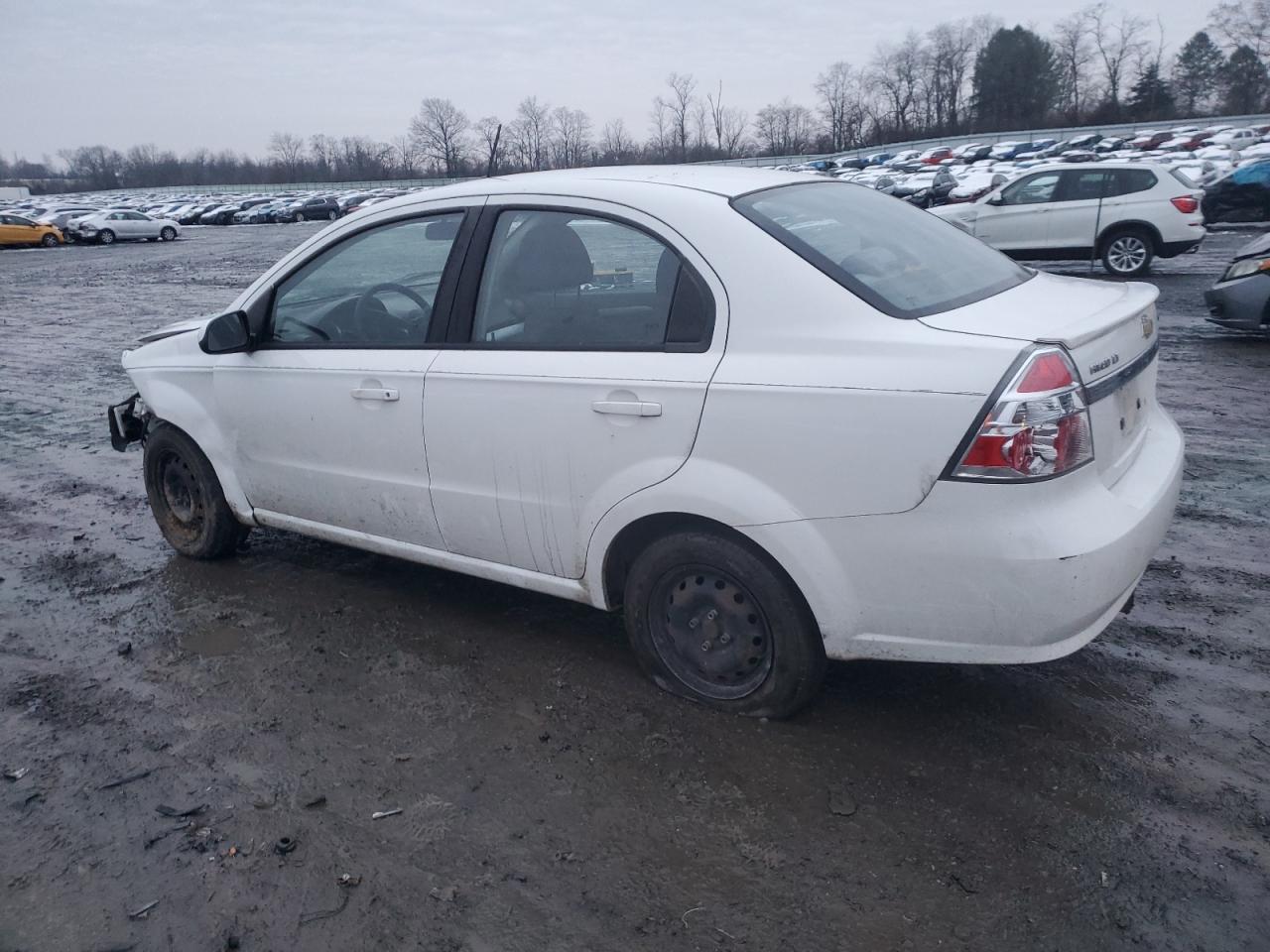 Image 2 of 2010 CHEVROLET AVEO LS 2010 with VIN KL1TD5DE7AB055451