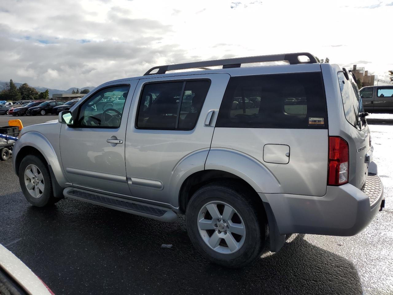 Изображение 2 2008 NISSAN PATHFINDER S 2008 с VIN 5N1AR18U48C624591