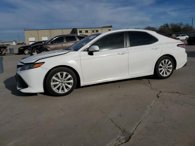 Obraz 1 z 2019 TOYOTA CAMRY L 2019 z VIN 4T1B11HK1KU251148