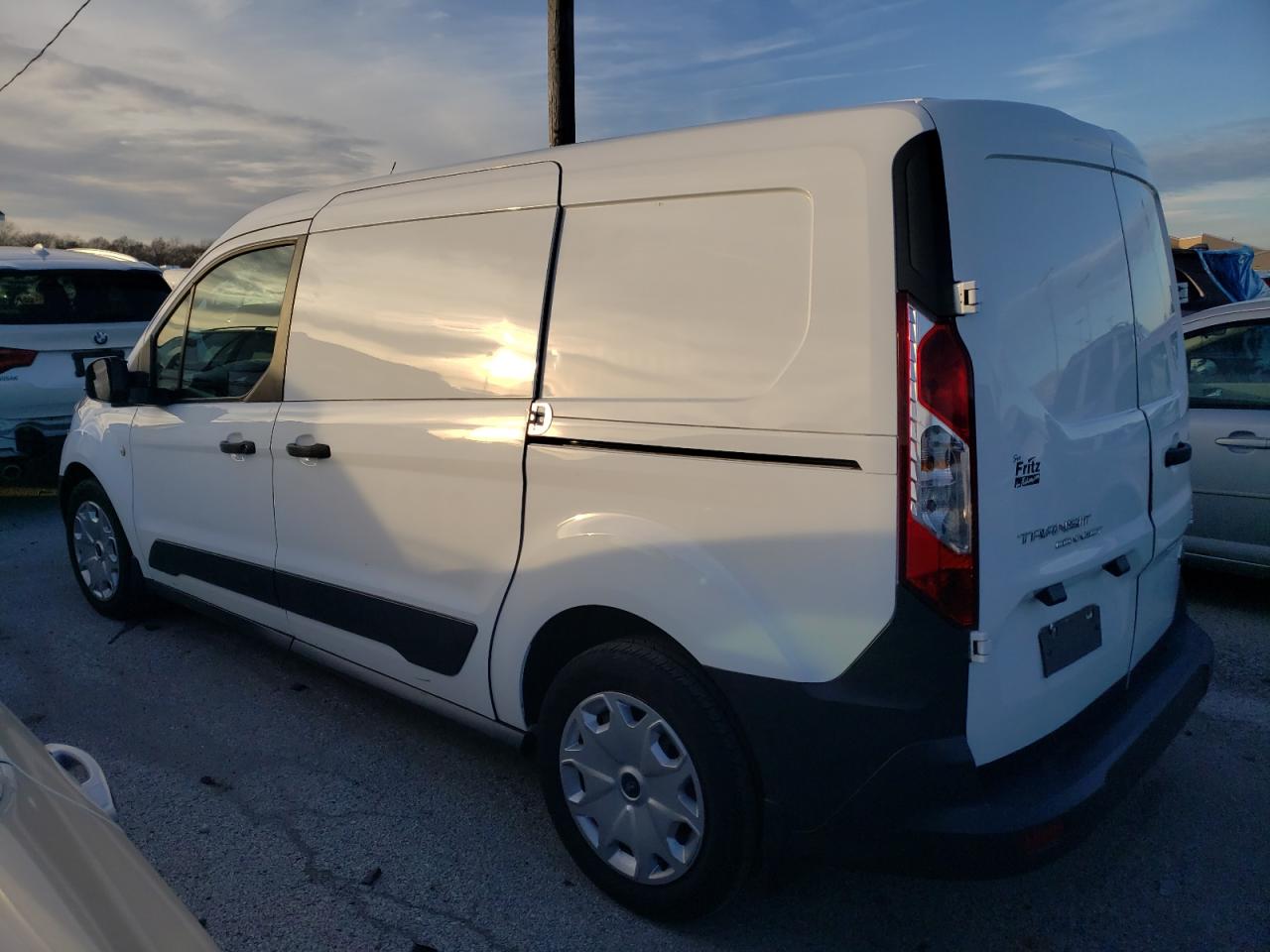 Изображение 2 2017 FORD TRANSIT CONNECT XL 2017 с VIN NM0LS7E79H1296144