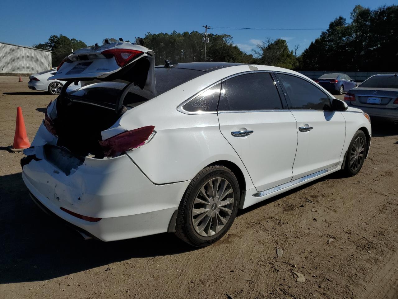 Изображение 3 2015 HYUNDAI SONATA SPORT 2015 с VIN 5NPE34AF8FH035677