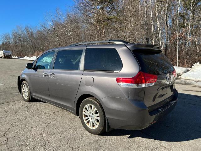 Obraz 3 z 2014 TOYOTA SIENNA XLE 2014 z VIN 5TDYK3DC8ES499072