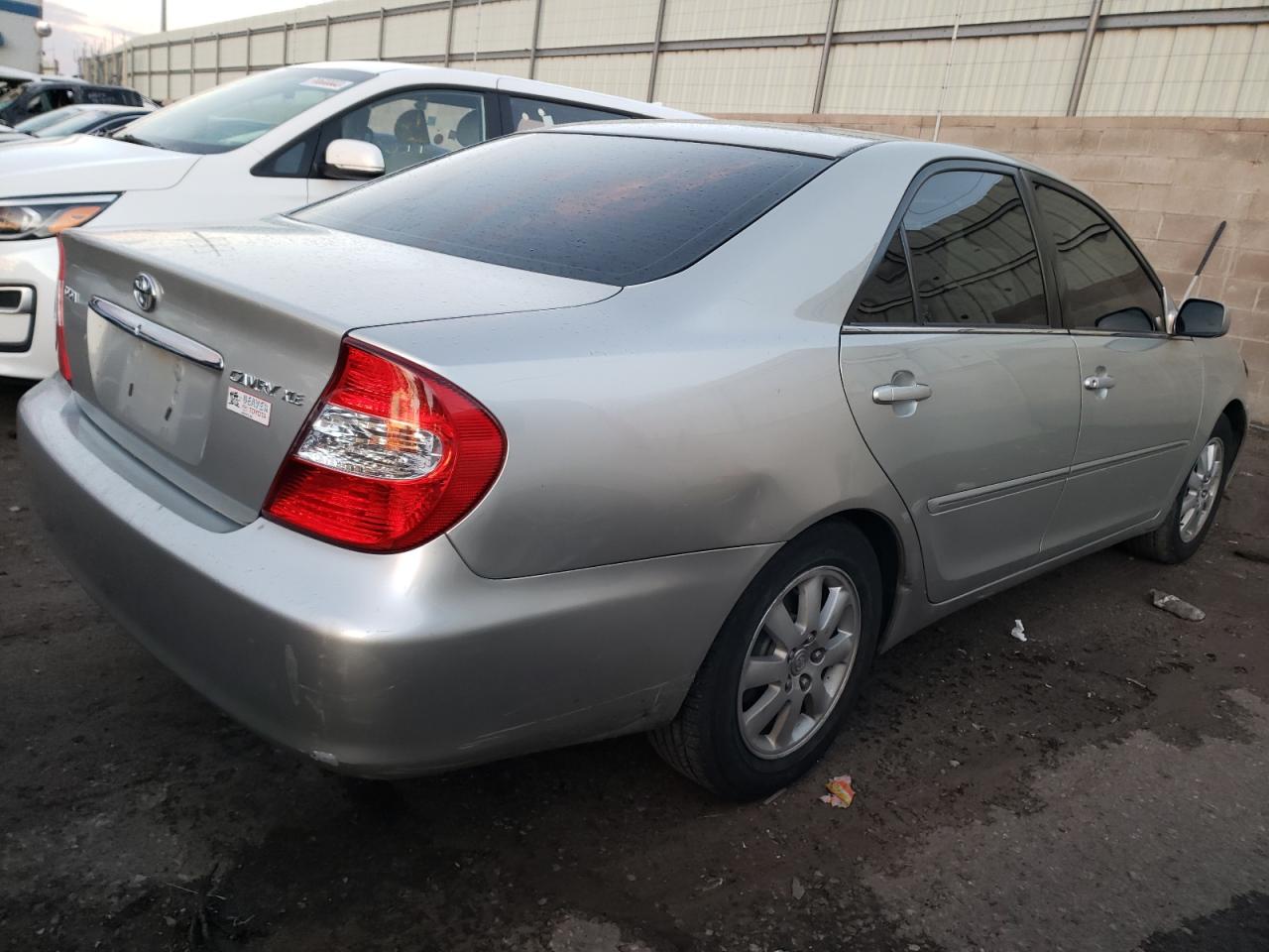 Obraz 3 z 2003 TOYOTA CAMRY LE 2003 z VIN 4T1BE30K63U761315