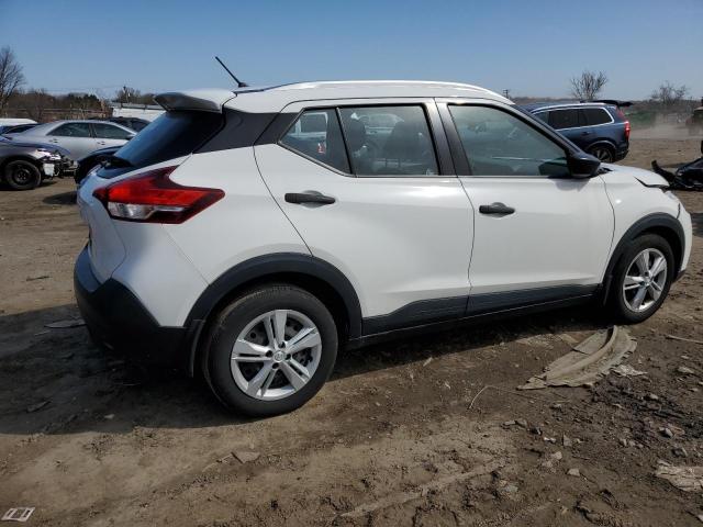 Image 3 of 2018 NISSAN KICKS S 2018 with VIN 3N1CP5CU9JL535159