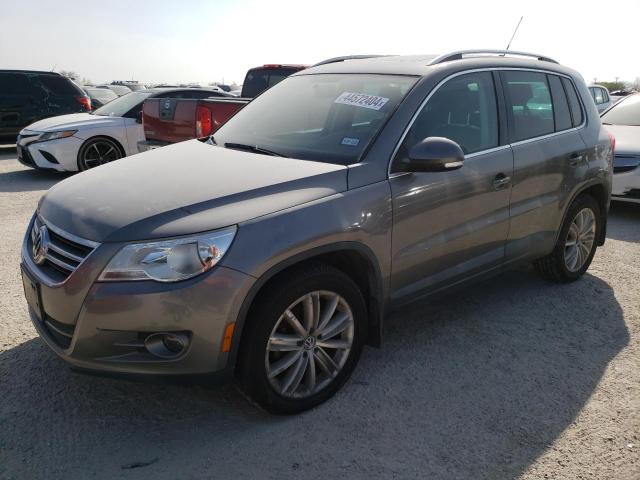 Image 1 of 2011 VOLKSWAGEN TIGUAN S 2011 with VIN WVGBV7AX7BW569115