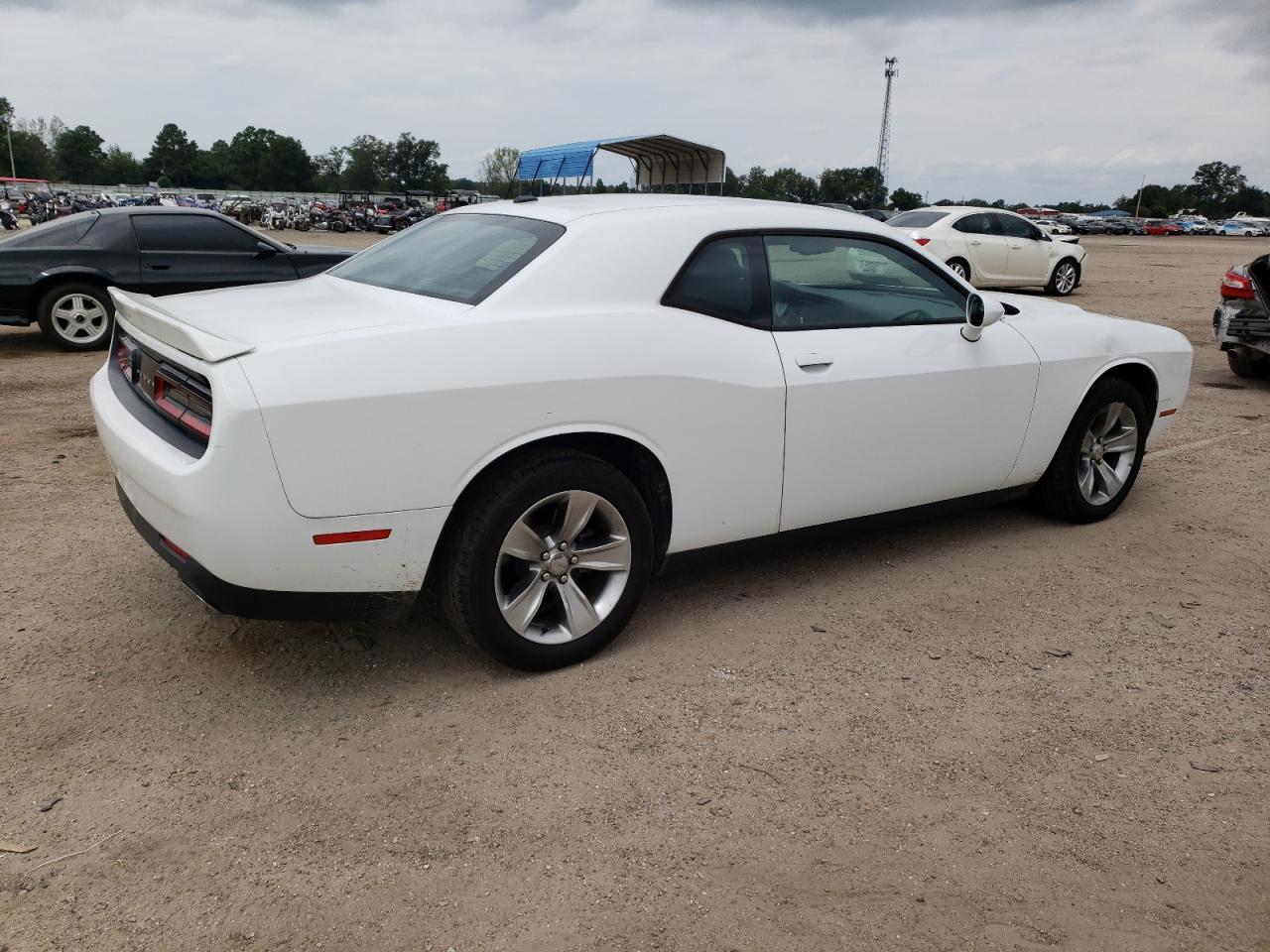 Image 3 of Dodge Challenger Sxt 2018 with VIN 2C3CDZAG2JH245725