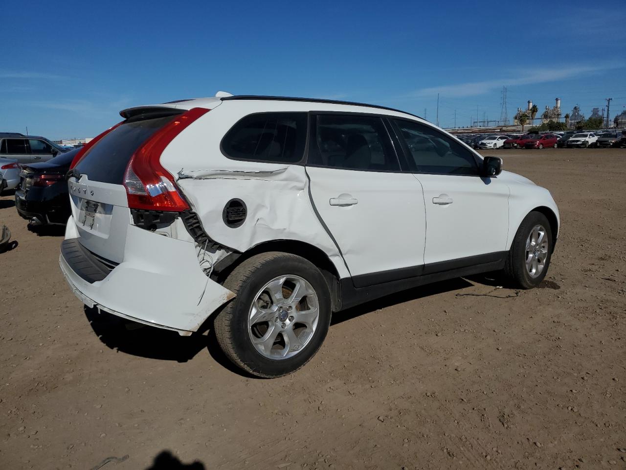 Image 3 of 2013 VOLVO XC60 3.2 2013 with VIN YV4952DL3D2439371