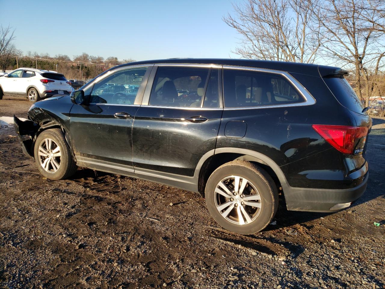 Image 2 of 2017 HONDA PILOT EX 2017 with VIN 5FNYF6H39HB050539