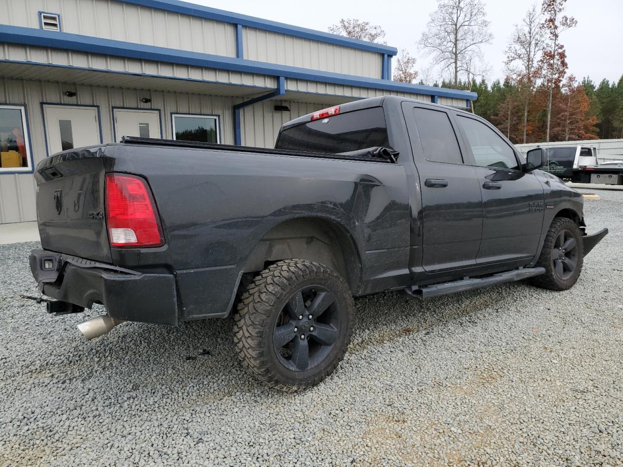 Image 3 of 2017 RAM 1500 ST 2017 with VIN 1C6RR7FT3HS812018