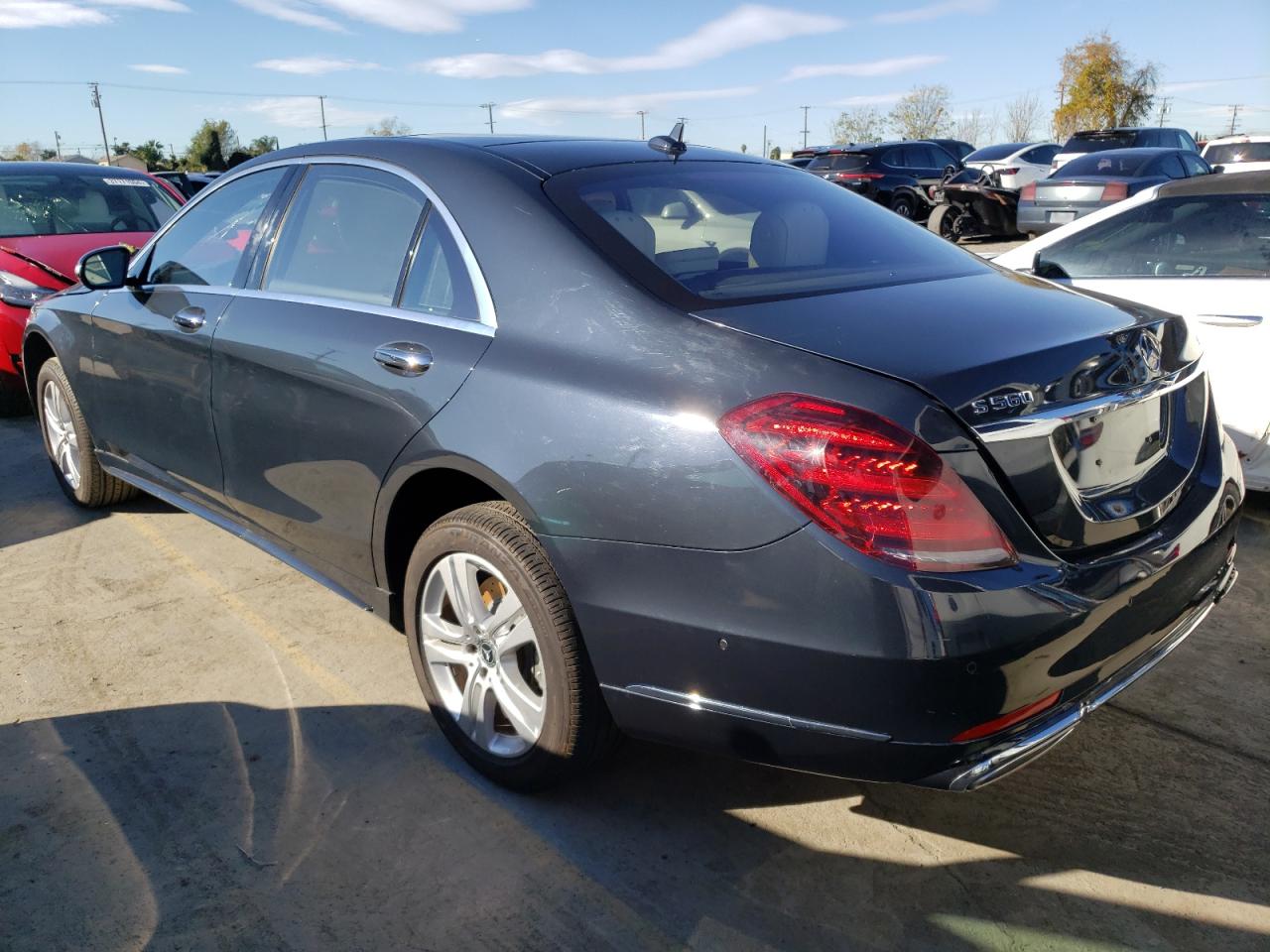 Obraz 2 z 2020 MERCEDES-BENZ S 560 2020 z VIN WDDUG8DB1LA502303