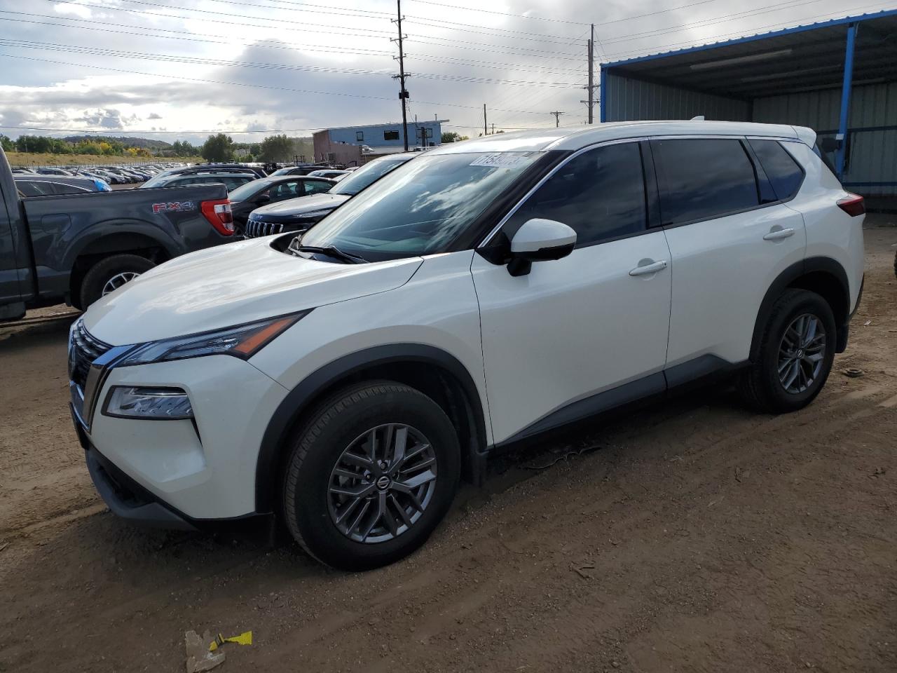 Obraz 1 z 2021 NISSAN ROGUE SV 2021 z VIN JN8AT3BB5MW225243