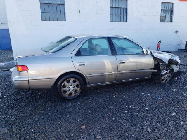 Изображение 3 2000 TOYOTA CAMRY CE 2000 с VIN 4T1BG22K2YU646218